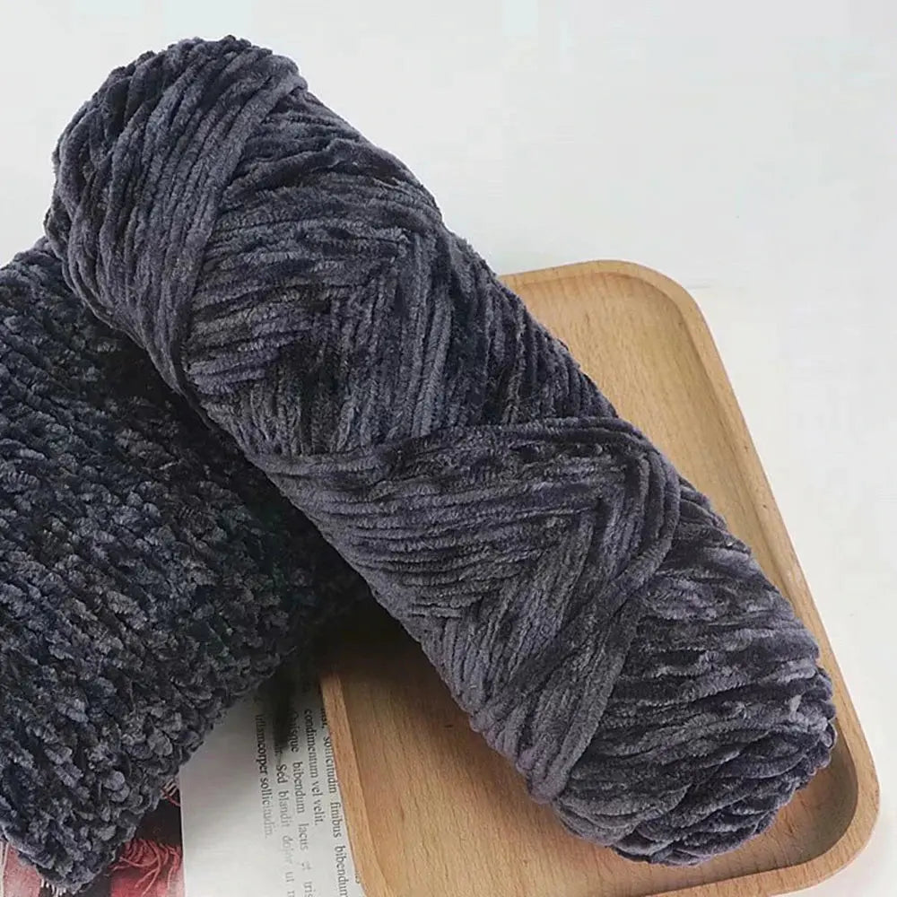 Hilo de chenilla suave de terciopelo de 95 g DS