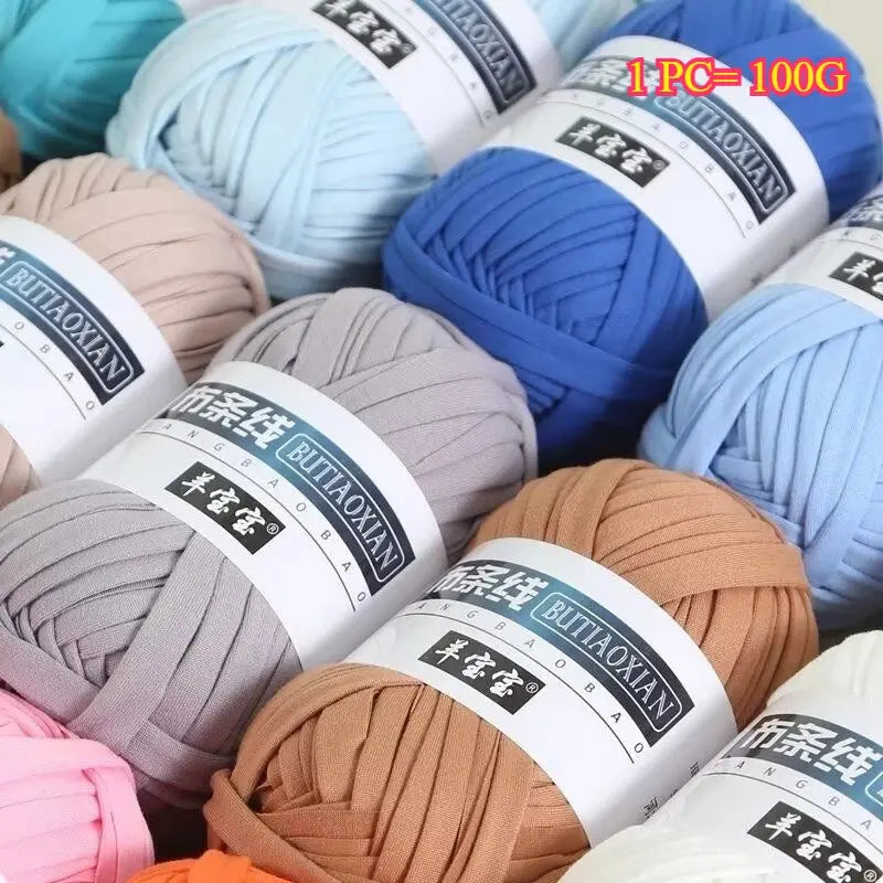 Hilo de poliéster suave de 100 g para tejer DS