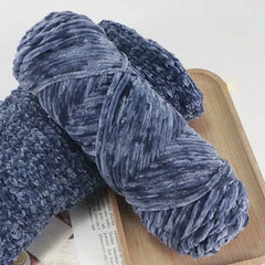 Hilo de chenilla suave de terciopelo de 95 g DS